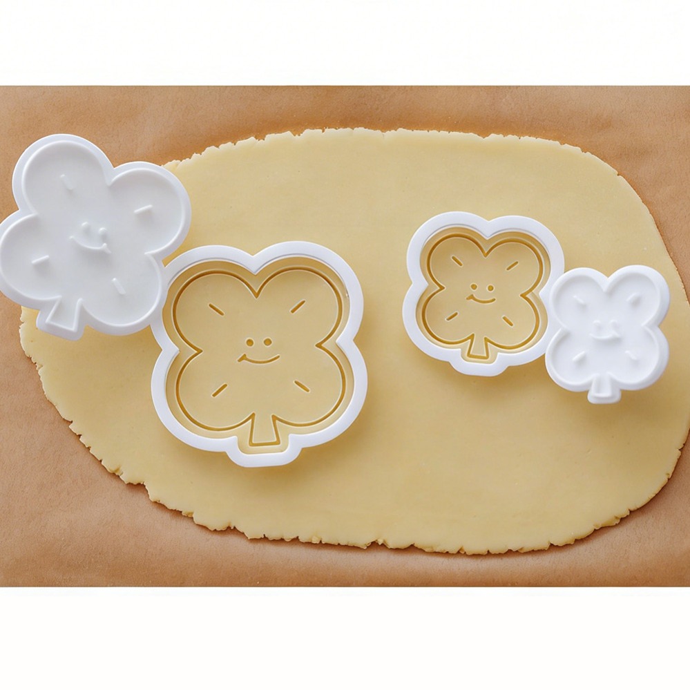 Lucky Four-Leaf Clover Cookie  - đánh giá và giá Kitchen Baking Supplies